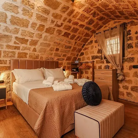 Medieval Estiva Apartment